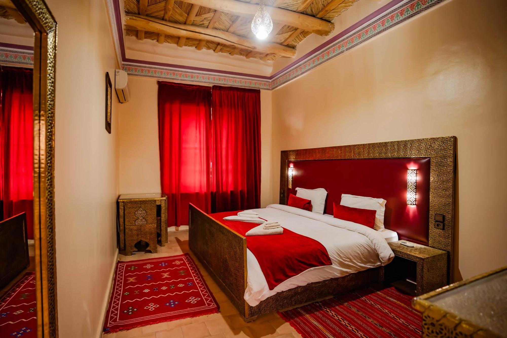 Bed and Breakfast Kasbah Tizzarouine Boumalne Dades Экстерьер фото