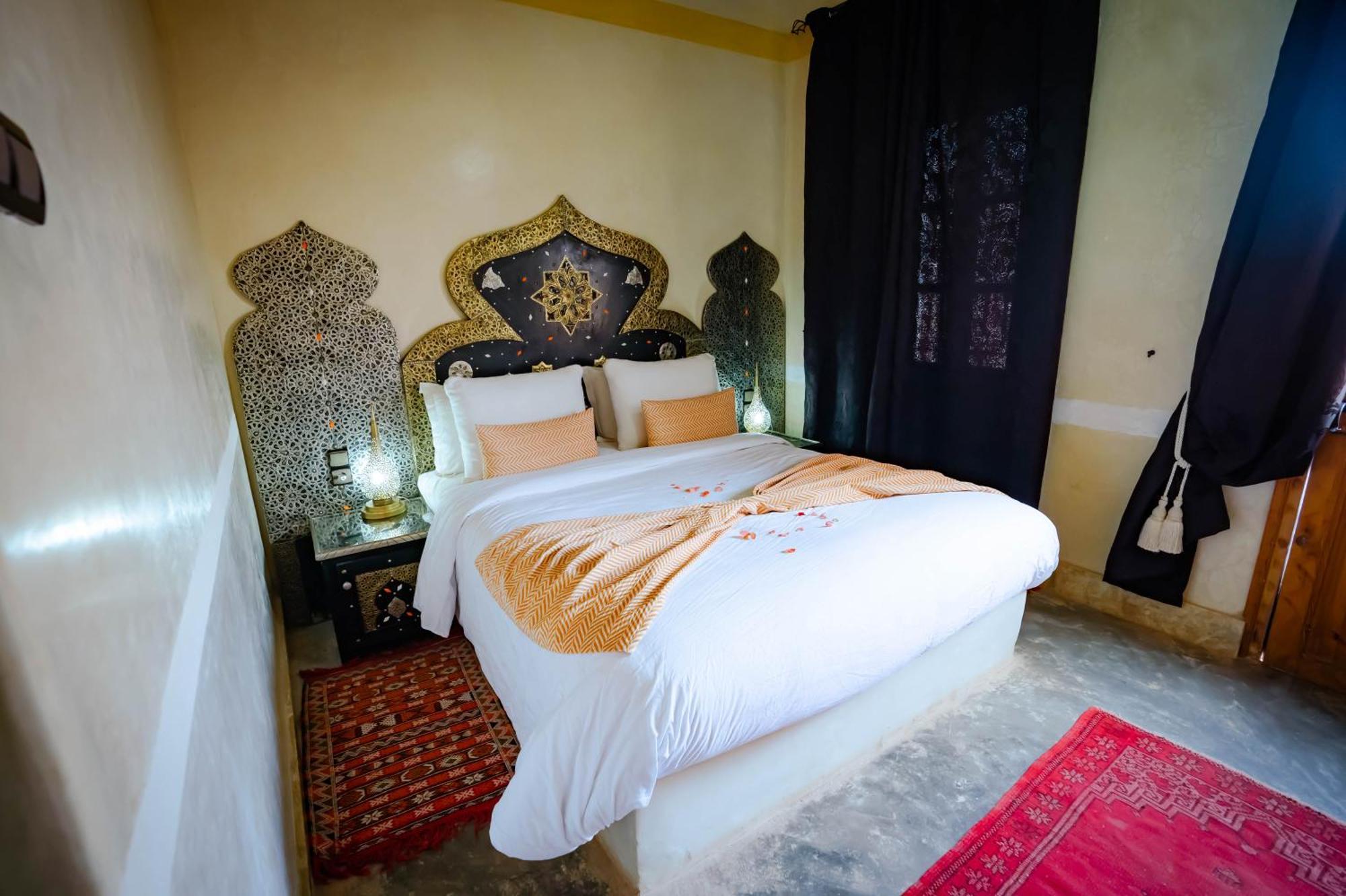 Bed and Breakfast Kasbah Tizzarouine Boumalne Dades Экстерьер фото