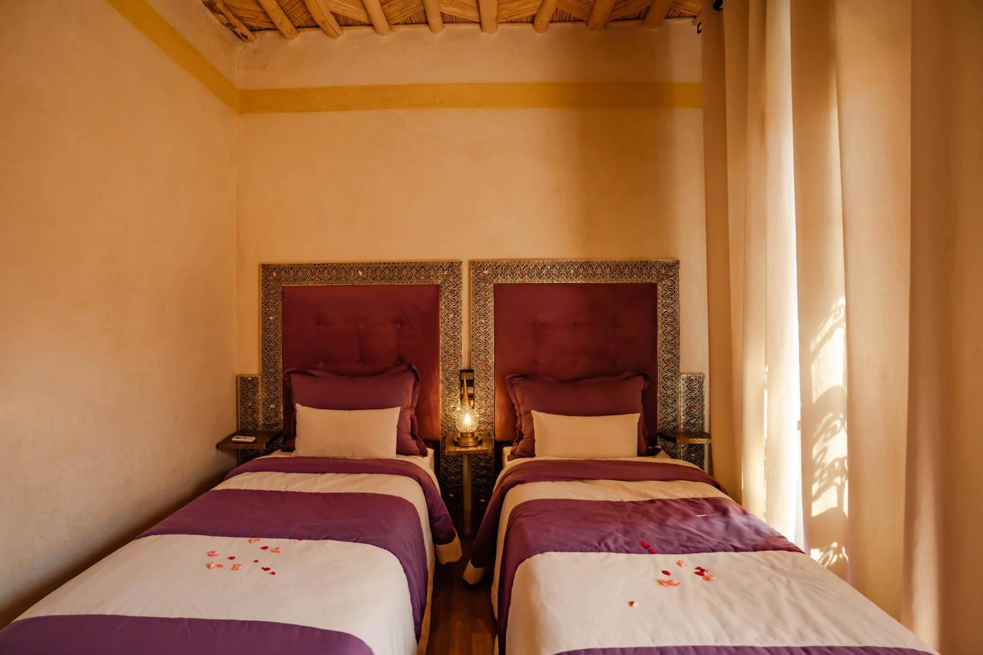 Bed and Breakfast Kasbah Tizzarouine Boumalne Dades Экстерьер фото